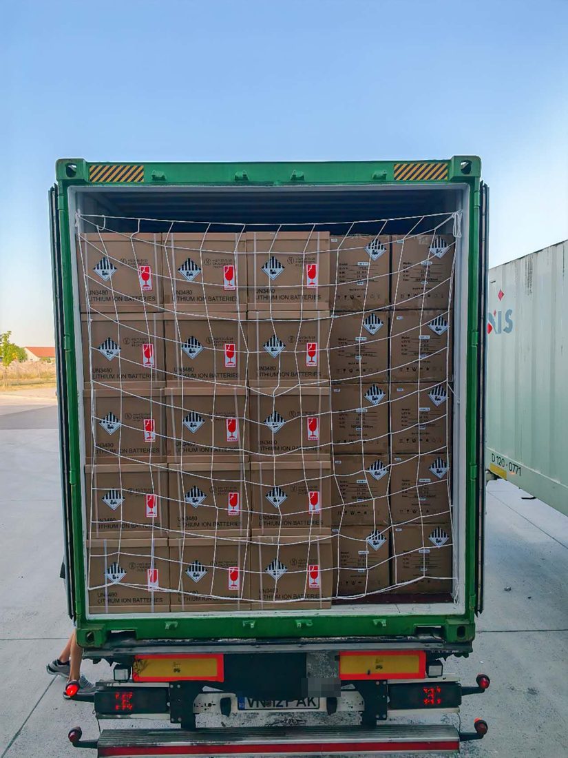UN3480-compliant cartons, door to door